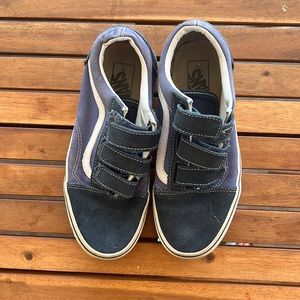 Vans size 6.5 men or 8 women old skool